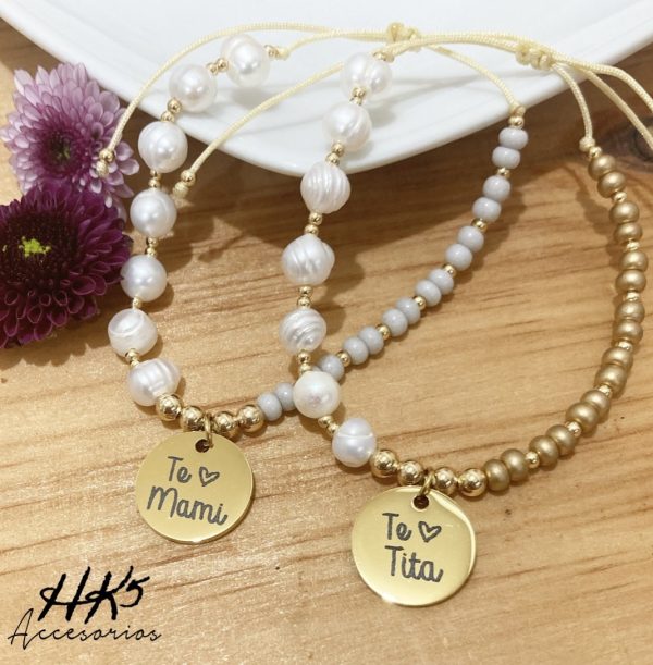 Pulsera Perla Chaquirón placa personalizada